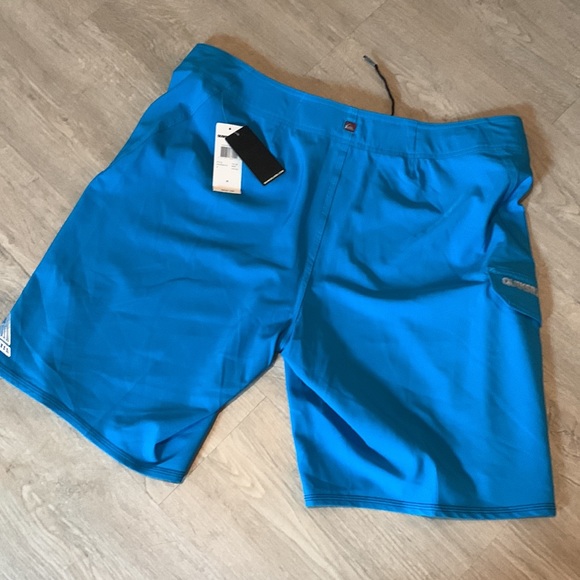 NWT Quicksilver size 38 - Picture 3 of 4